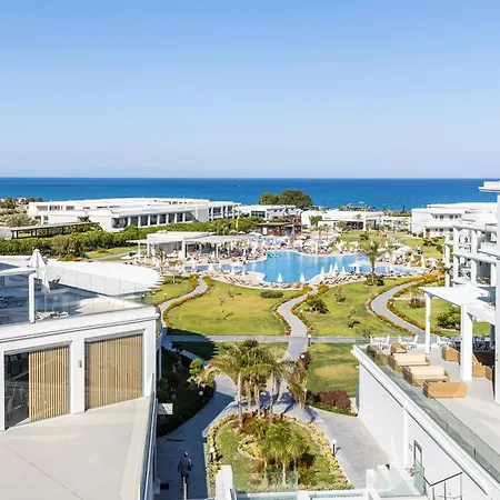 فندق Asterias 5*