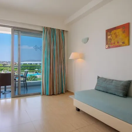 Asterias מלון 5*