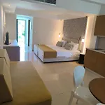 Ξενοδοχείο Asterias 5*