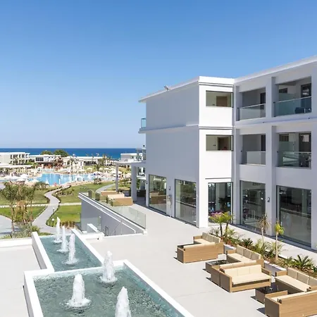 Asterias Hotel 5*