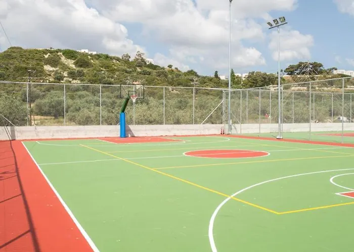 Asterias فندق 5*