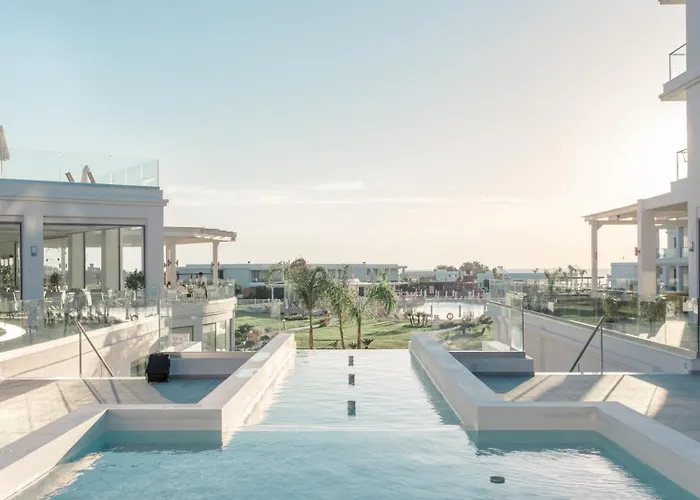 Asterias 5* أفانتو