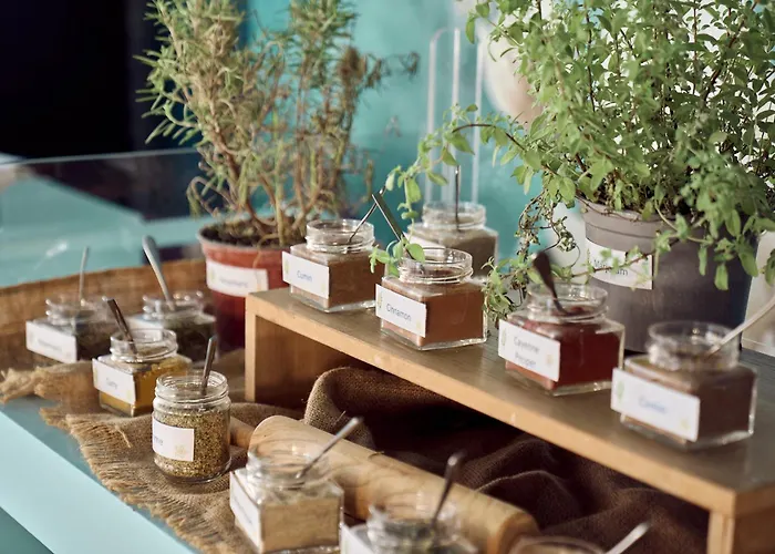 Asterias فندق أفانتو