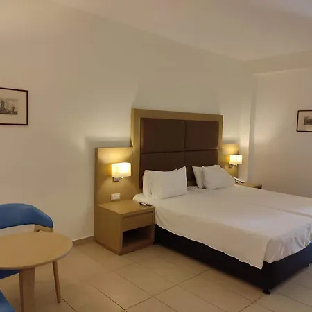 Asterias Hotel 5*